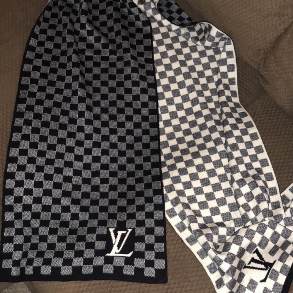 Louis Vuitton Scarf